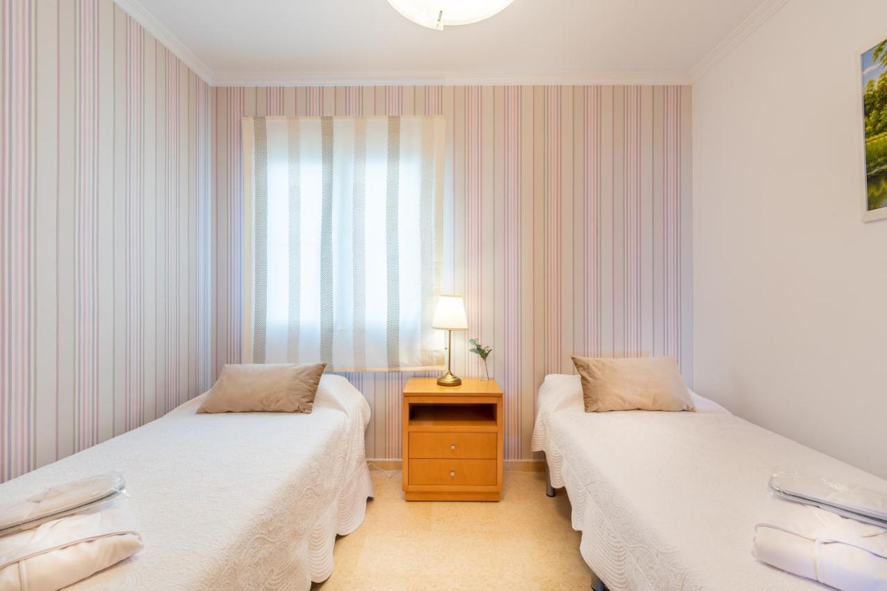 Neptuno Malaga Apartamento De Lujo Rincon de la Victoria Exterior photo