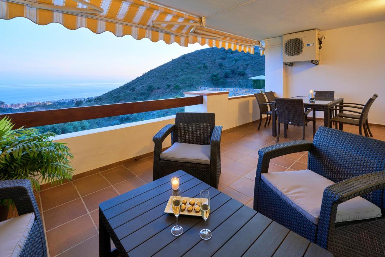 Neptuno Malaga Apartamento De Lujo Rincon de la Victoria Exterior photo