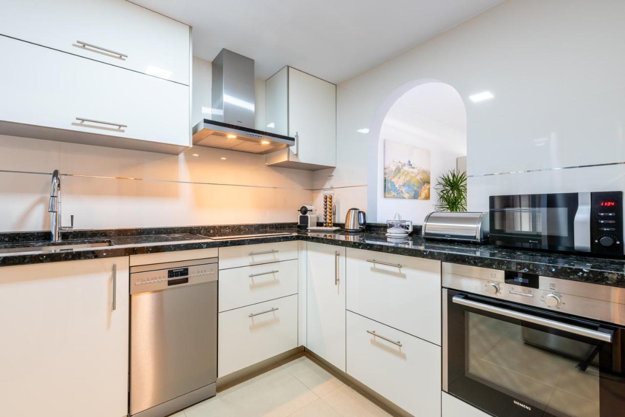 Neptuno Malaga Apartamento De Lujo Rincon de la Victoria Exterior photo