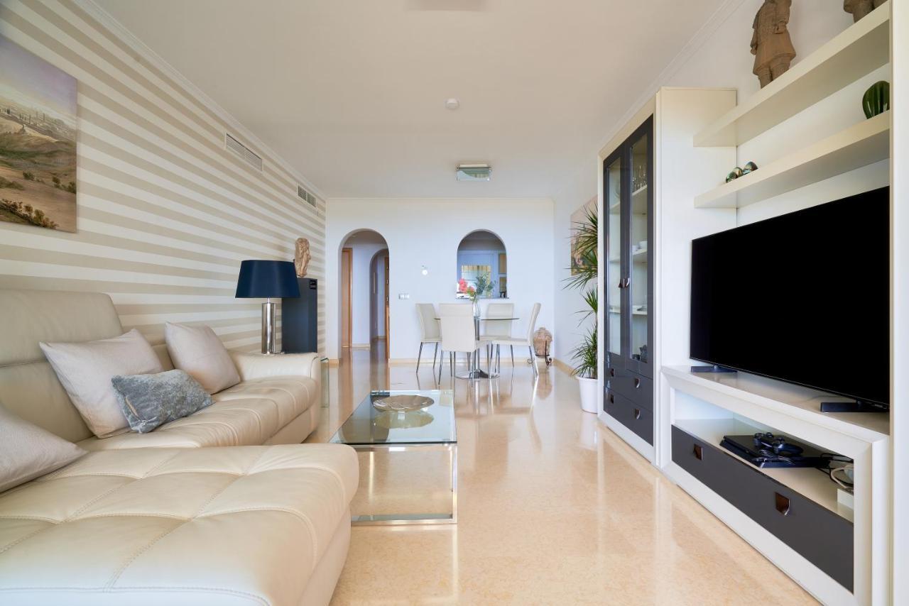Neptuno Malaga Apartamento De Lujo Rincon de la Victoria Exterior photo